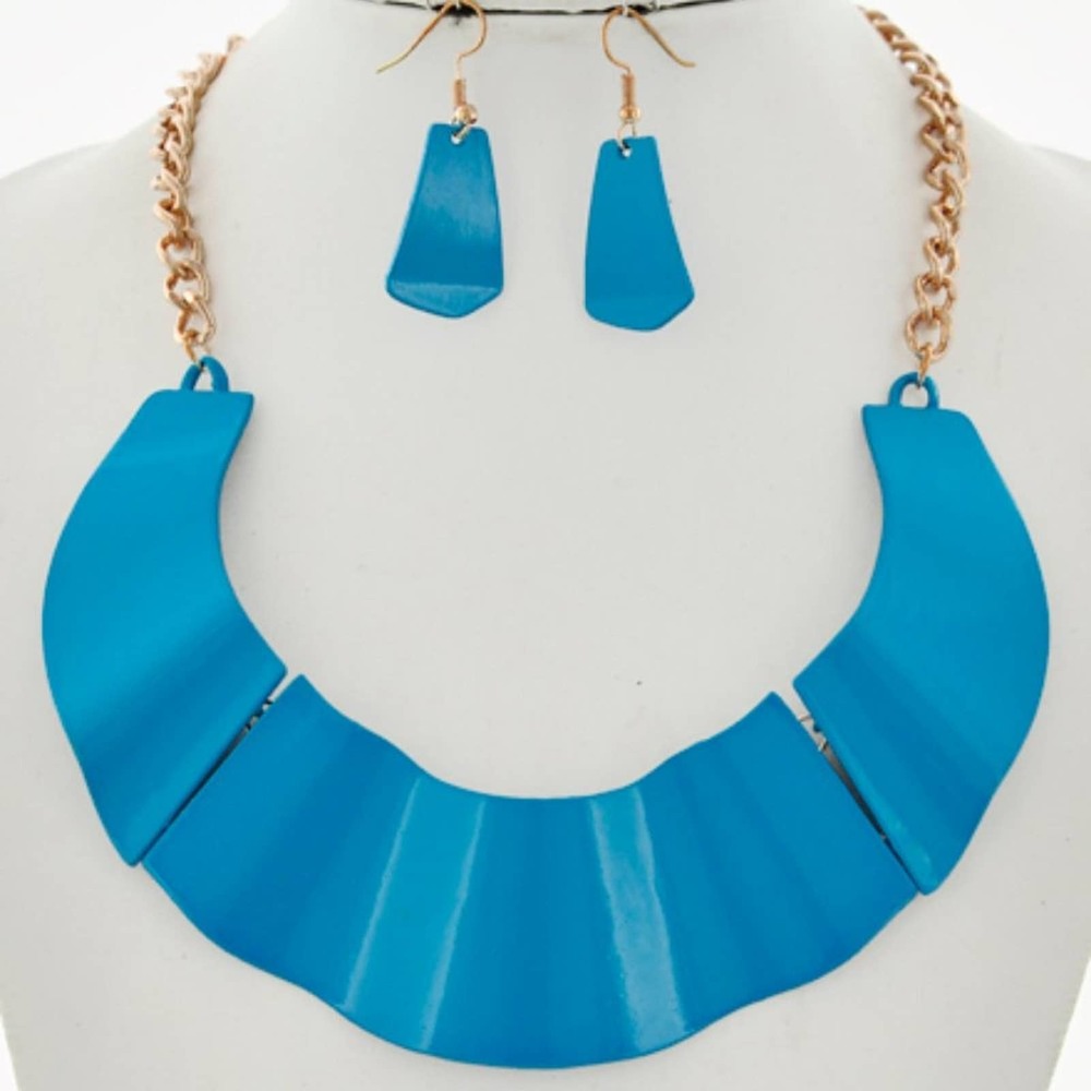 BLUE STATEMENT NECKLACE & EARRING SET